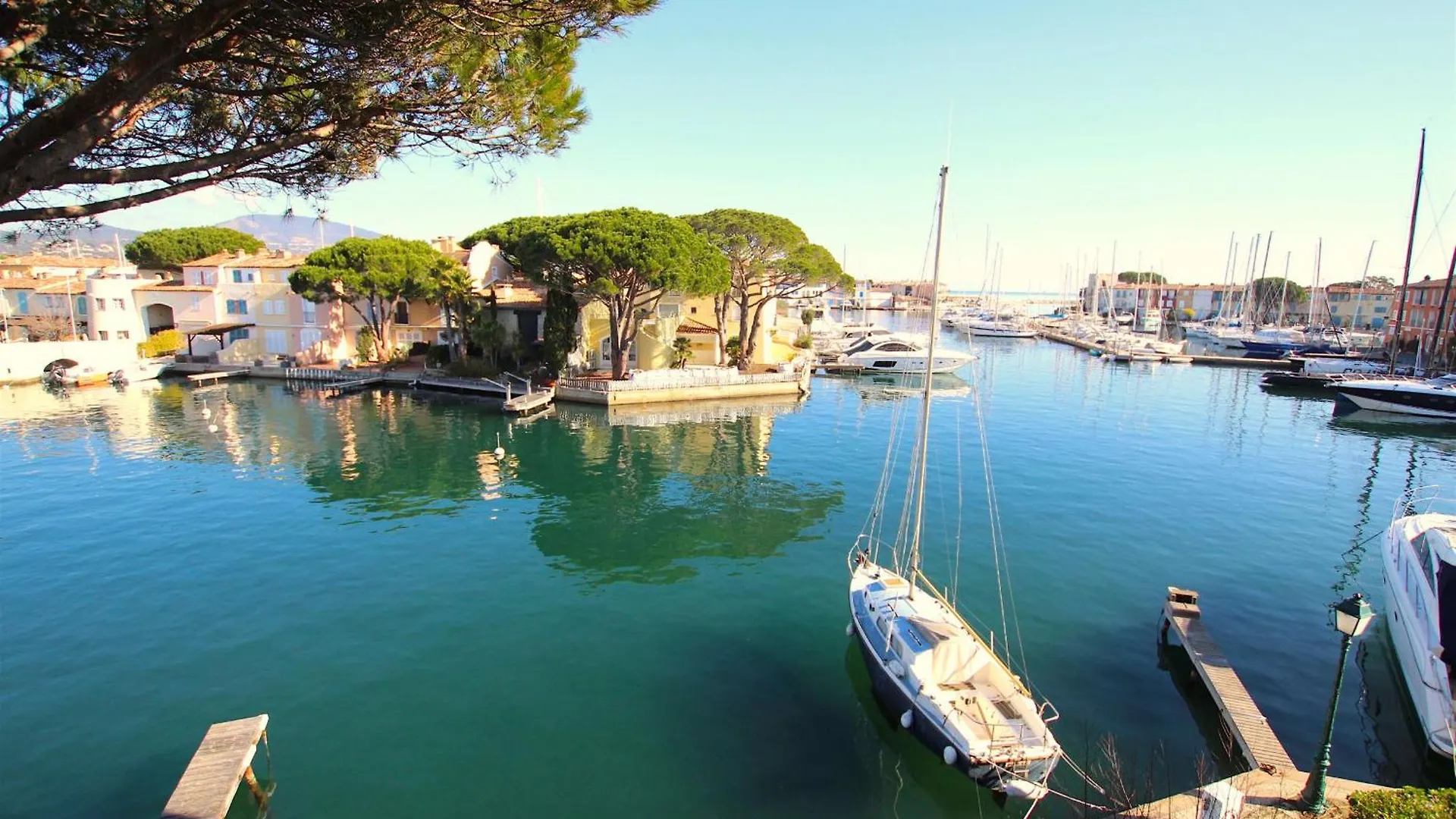 Renovated 3-Room Apartment With Wifi And A Large Balcony Grimaud